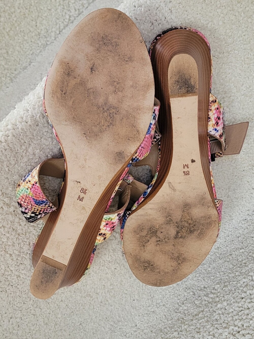 Vaneli Pastel Snake-Print Buckle Slide Sandals - Picture 4 of 6